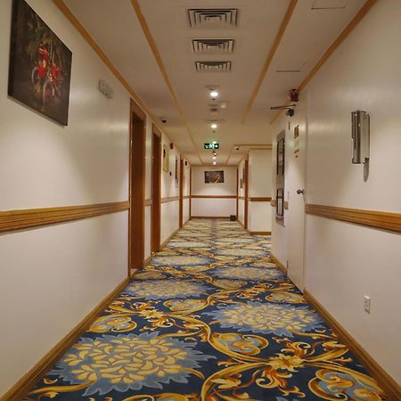 Hotel Al Ritz Al Madinah à Médine Extérieur photo
