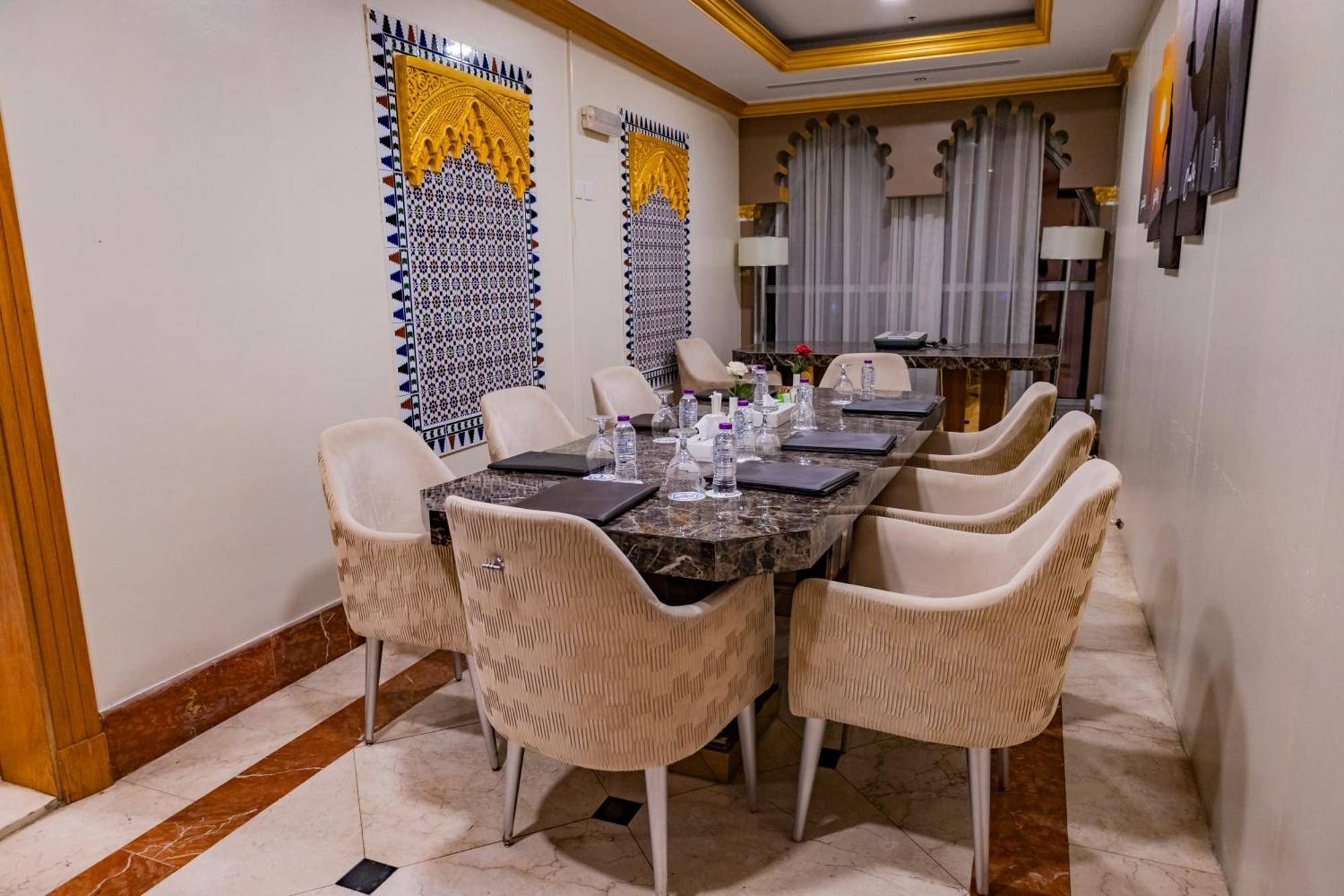 Hotel Al Ritz Al Madinah à Médine Extérieur photo