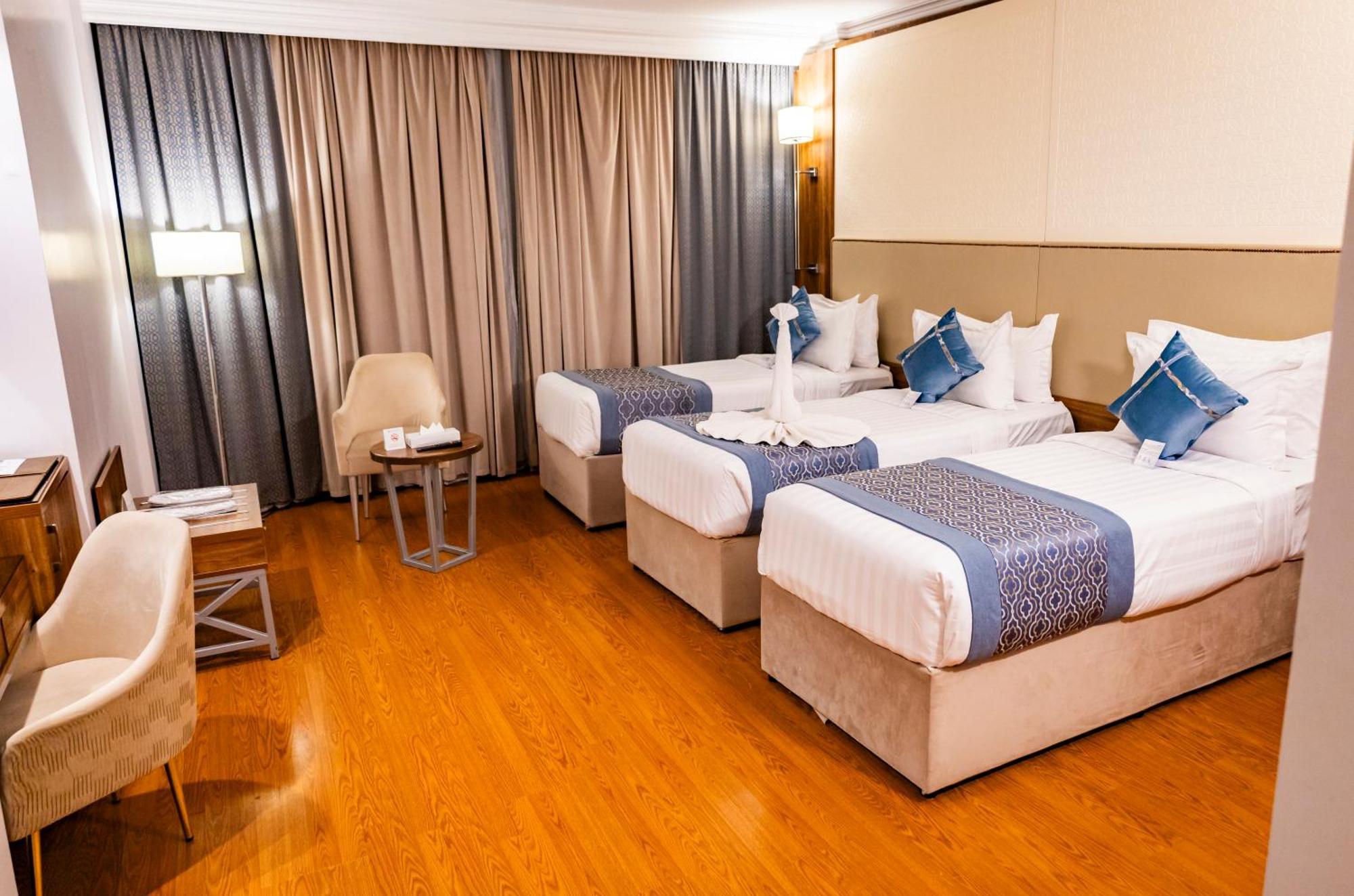 Hotel Al Ritz Al Madinah à Médine Extérieur photo