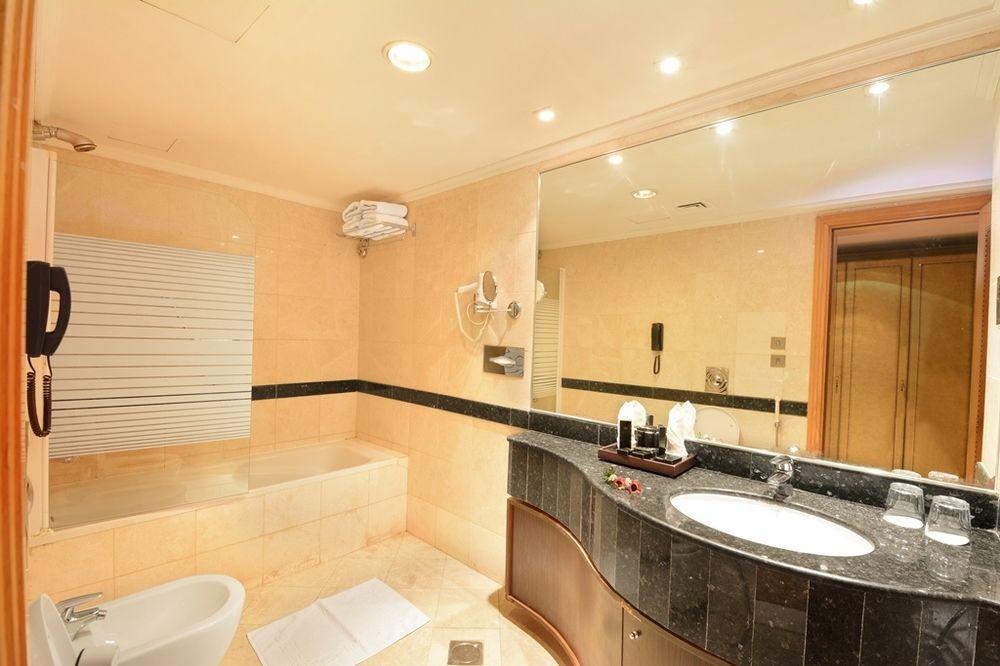 Hotel Al Ritz Al Madinah à Médine Extérieur photo